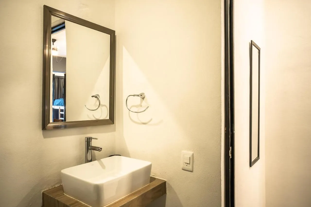 Maui Hostels Playa Del Carmen 4*,