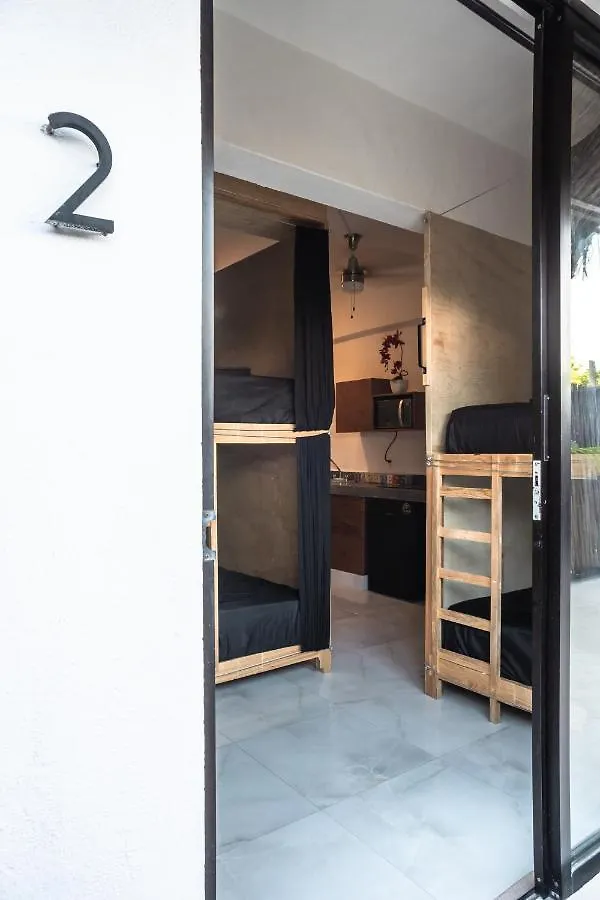 Maui Hostels Playa Del Carmen Mexico